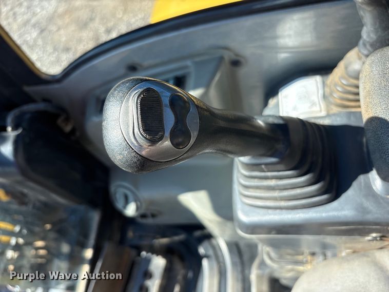 image for item EM6188 2019 New Holland E37C mini excavator