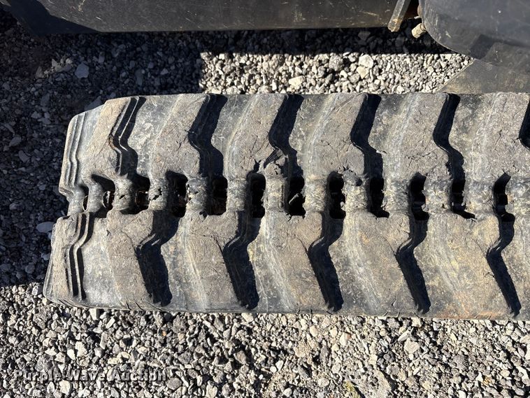 image for item EM6188 2019 New Holland E37C mini excavator