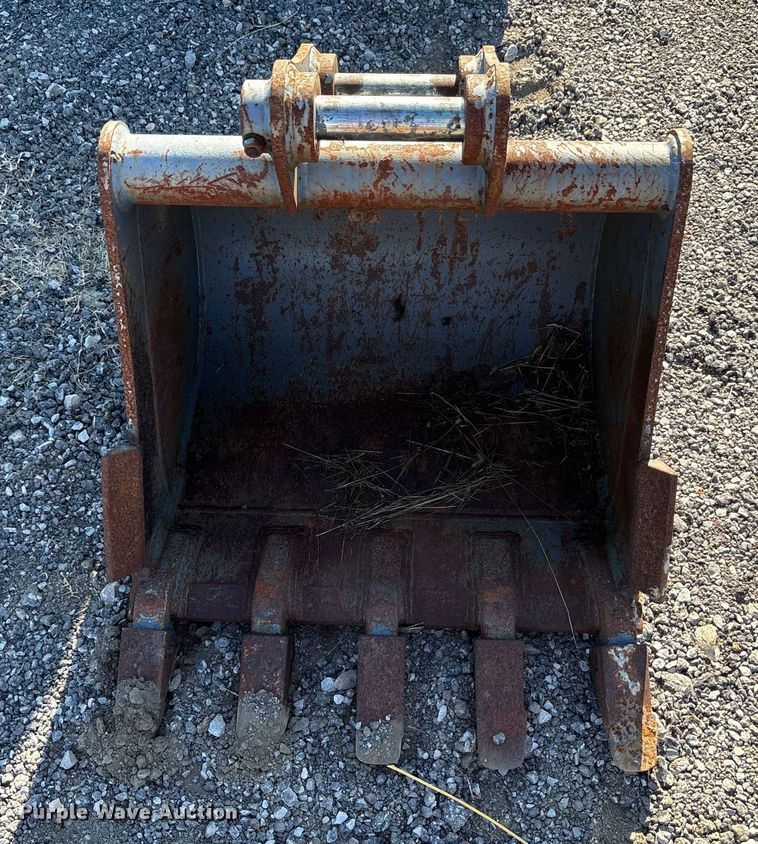 image for item EM6188 2019 New Holland E37C mini excavator