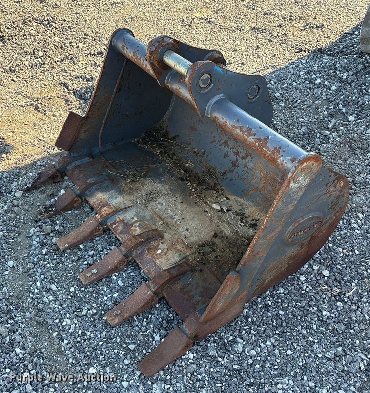 image for item EM6188 2019 New Holland E37C mini excavator