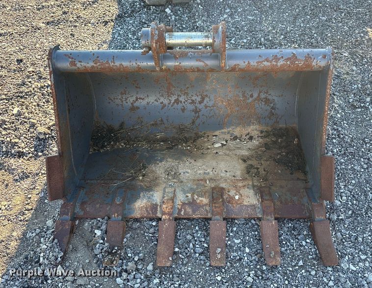 image for item EM6188 2019 New Holland E37C mini excavator