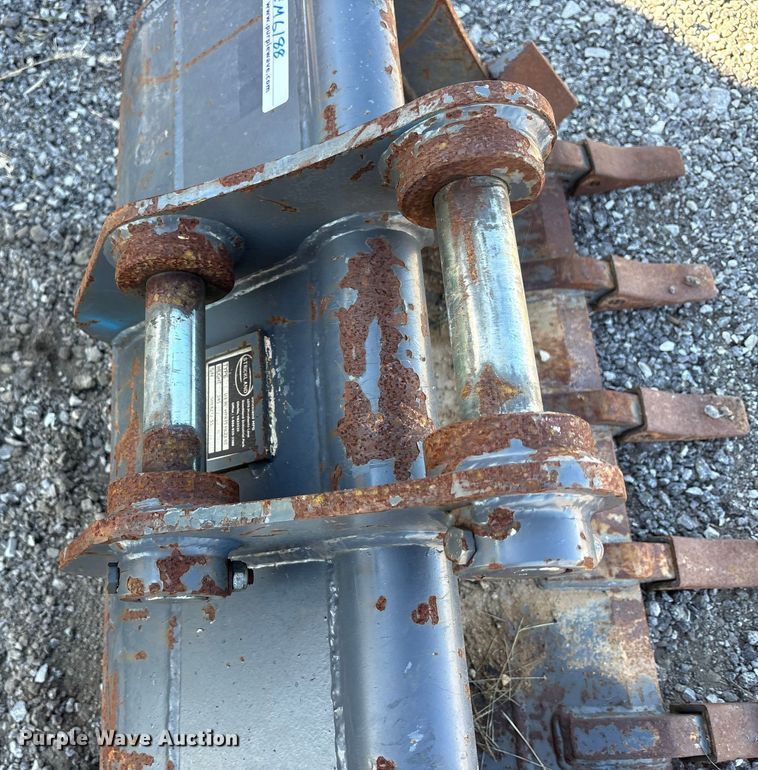 image for item EM6188 2019 New Holland E37C mini excavator