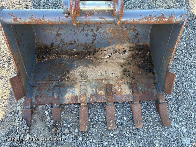 image for item EM6188 2019 New Holland E37C mini excavator