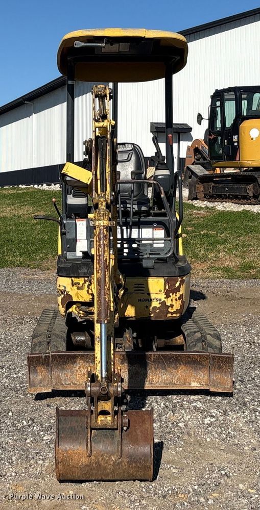 image for item EM6189 2008 Komatsu PC18MR-2 mini excavator