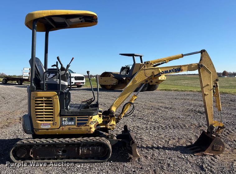 image for item EM6189 2008 Komatsu PC18MR-2 mini excavator