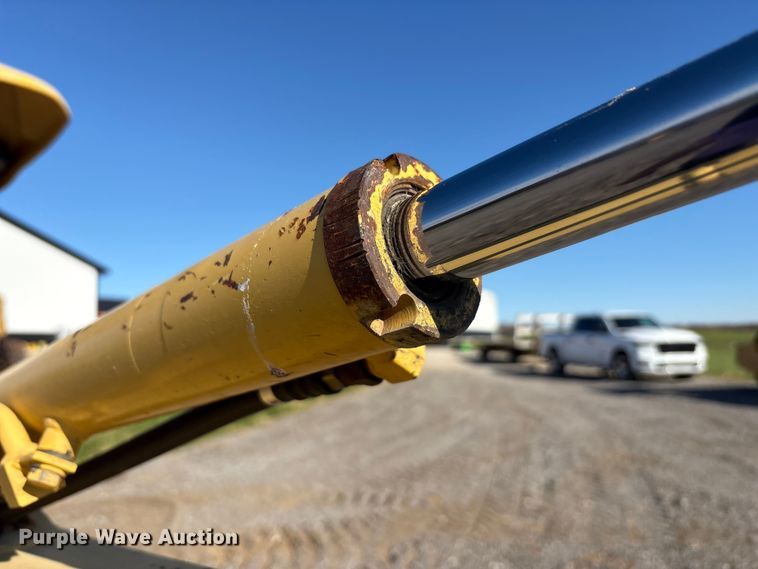 image for item EM6189 2008 Komatsu PC18MR-2 mini excavator