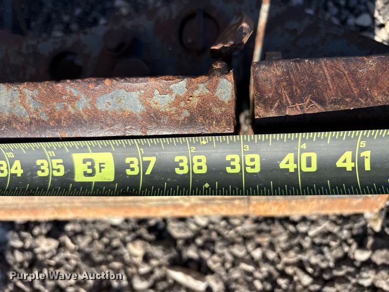 image for item EM6189 2008 Komatsu PC18MR-2 mini excavator