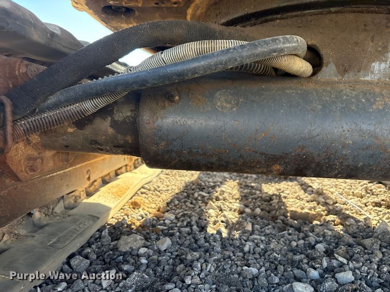 image for item EM6189 2008 Komatsu PC18MR-2 mini excavator