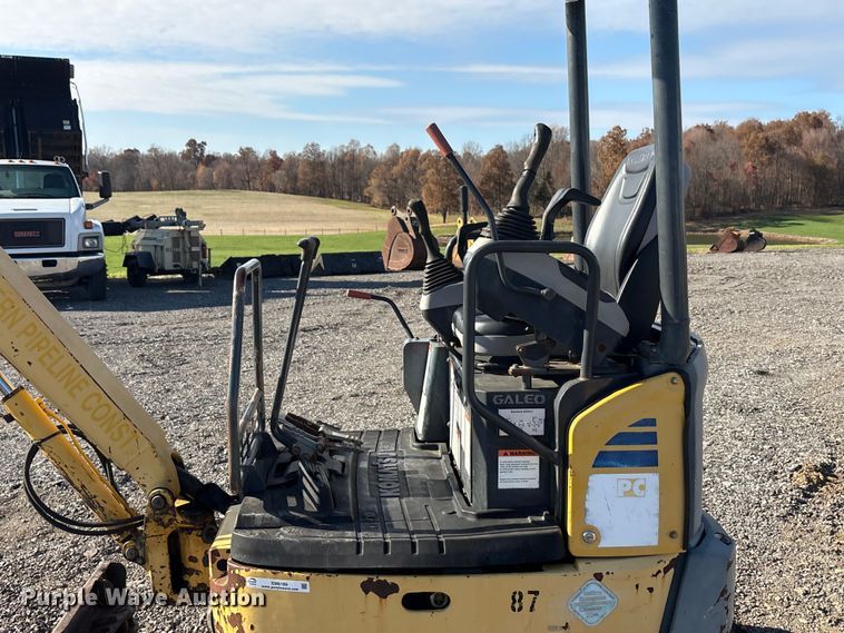 image for item EM6189 2008 Komatsu PC18MR-2 mini excavator