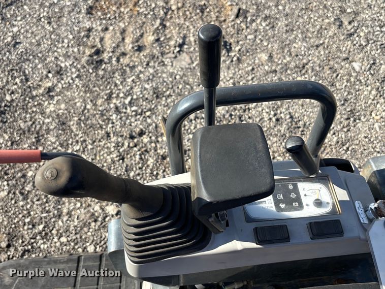 image for item EM6189 2008 Komatsu PC18MR-2 mini excavator