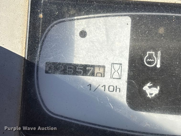 image for item EM6189 2008 Komatsu PC18MR-2 mini excavator