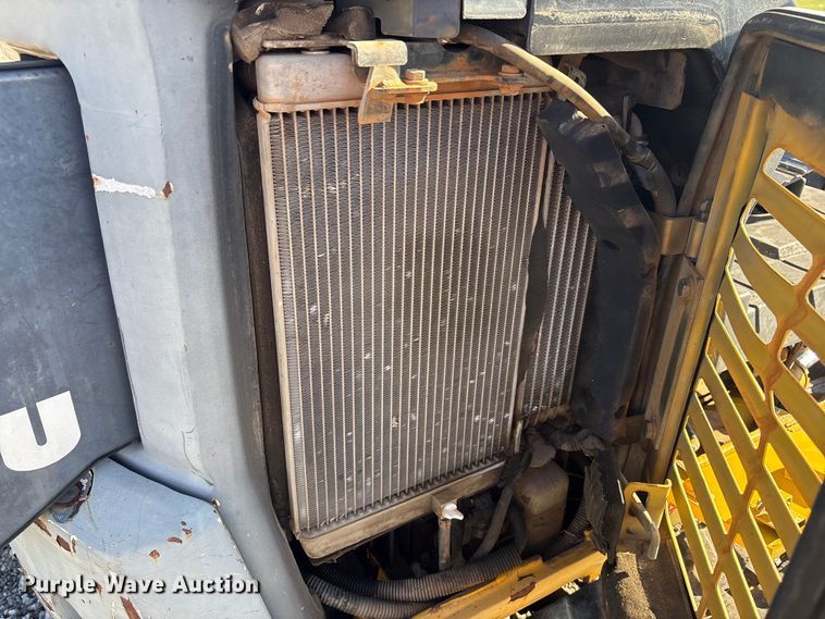 image for item EM6189 2008 Komatsu PC18MR-2 mini excavator