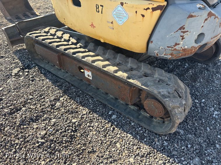 image for item EM6189 2008 Komatsu PC18MR-2 mini excavator