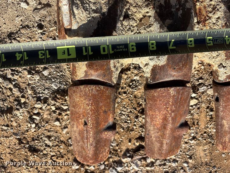 image for item EM6189 2008 Komatsu PC18MR-2 mini excavator