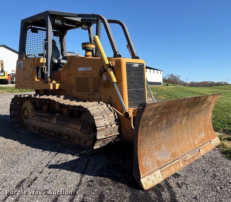 image for item EM6190 2001 Case 1150H dozer