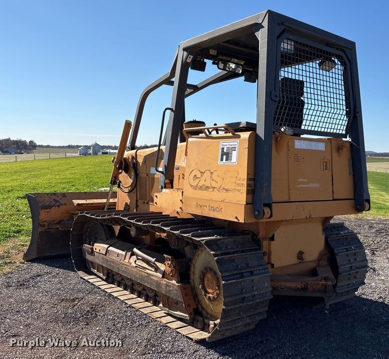 image for item EM6190 2001 Case 1150H dozer