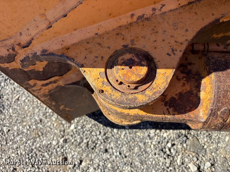 image for item EM6190 2001 Case 1150H dozer