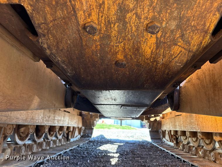 image for item EM6190 2001 Case 1150H dozer