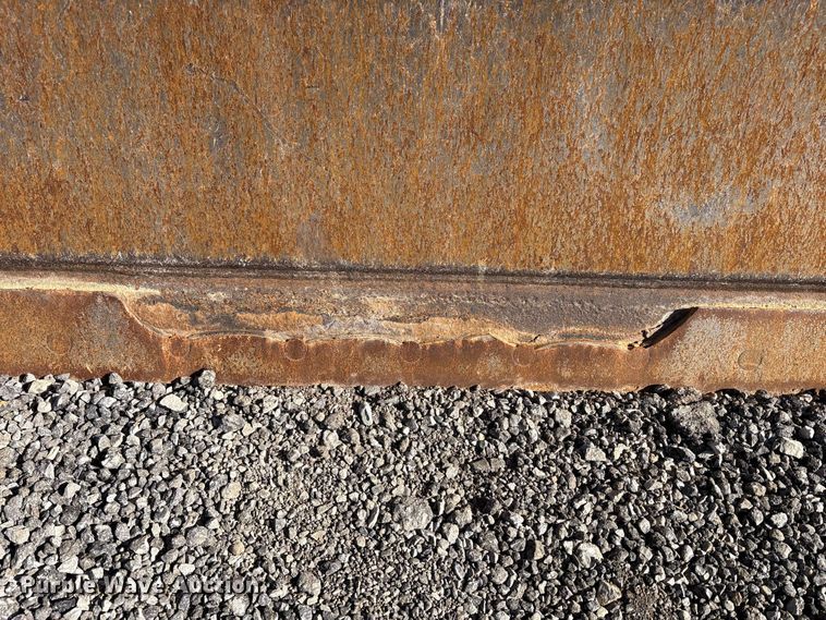 image for item EM6190 2001 Case 1150H dozer