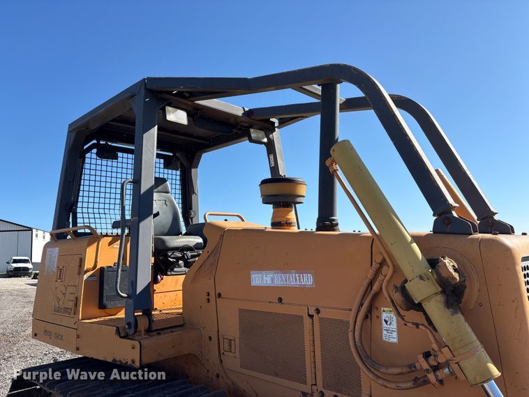 image for item EM6190 2001 Case 1150H dozer