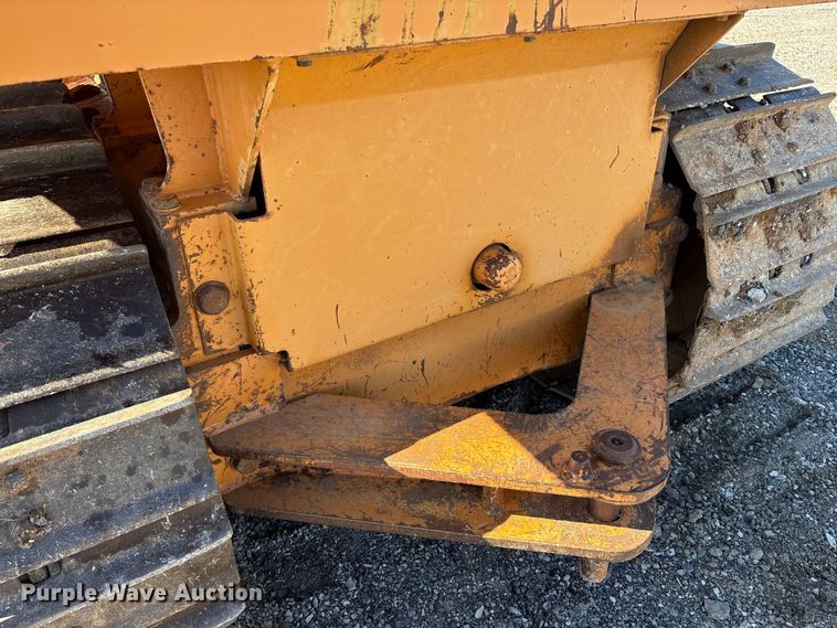 image for item EM6190 2001 Case 1150H dozer