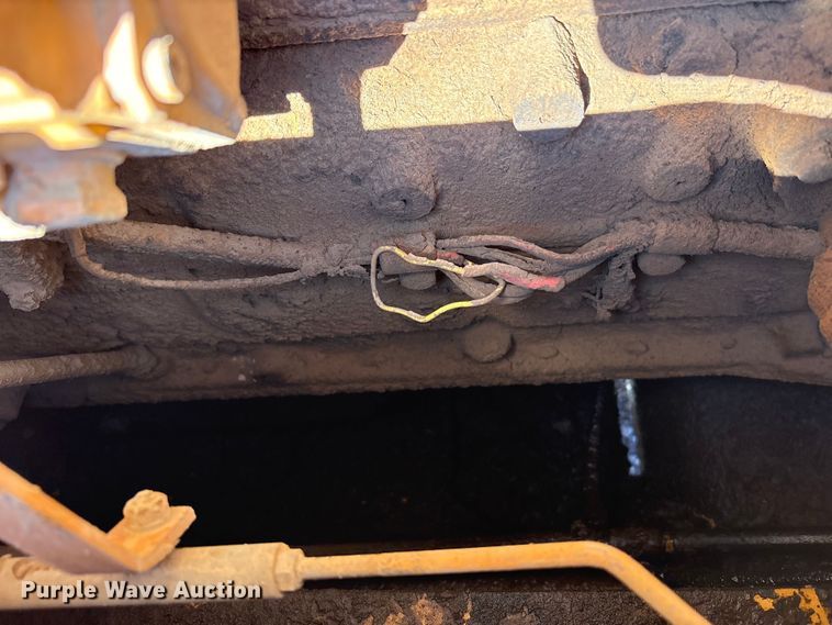 image for item EM6190 2001 Case 1150H dozer