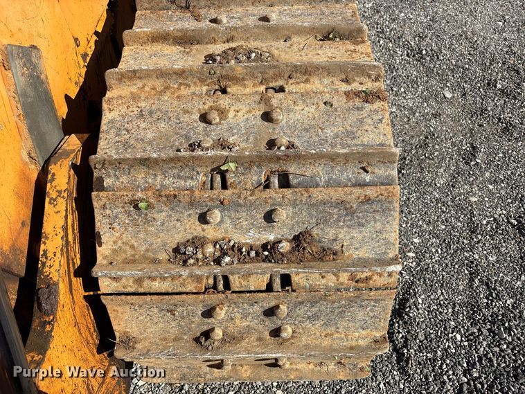 image for item EM6190 2001 Case 1150H dozer