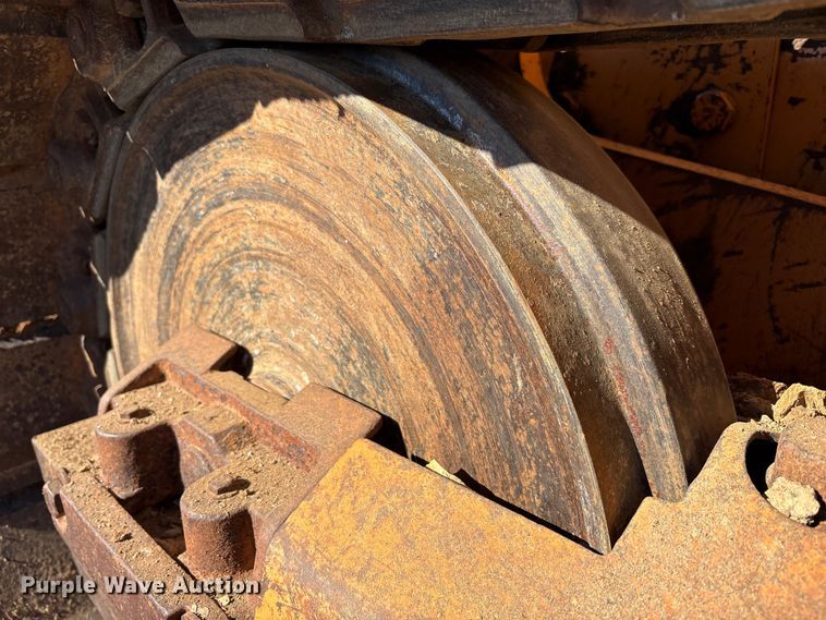 image for item EM6190 2001 Case 1150H dozer