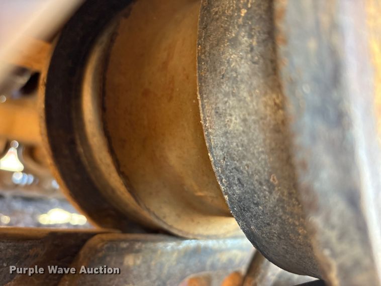 image for item EM6190 2001 Case 1150H dozer