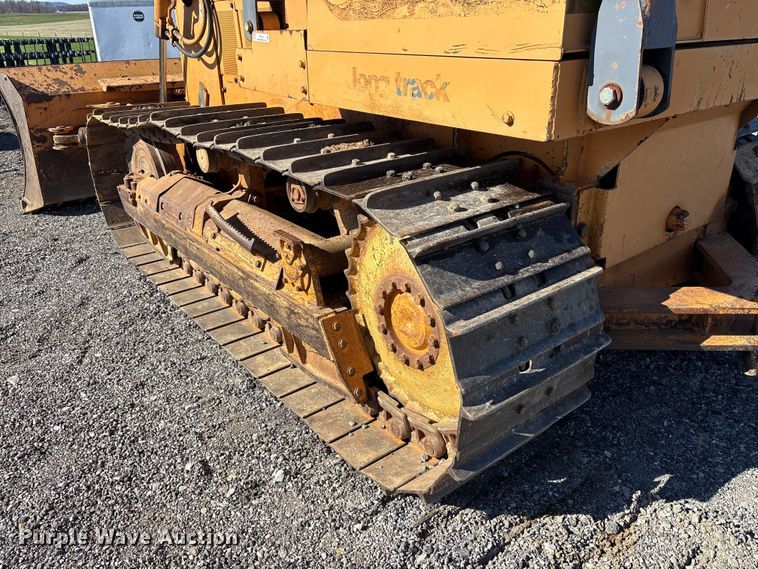 image for item EM6190 2001 Case 1150H dozer