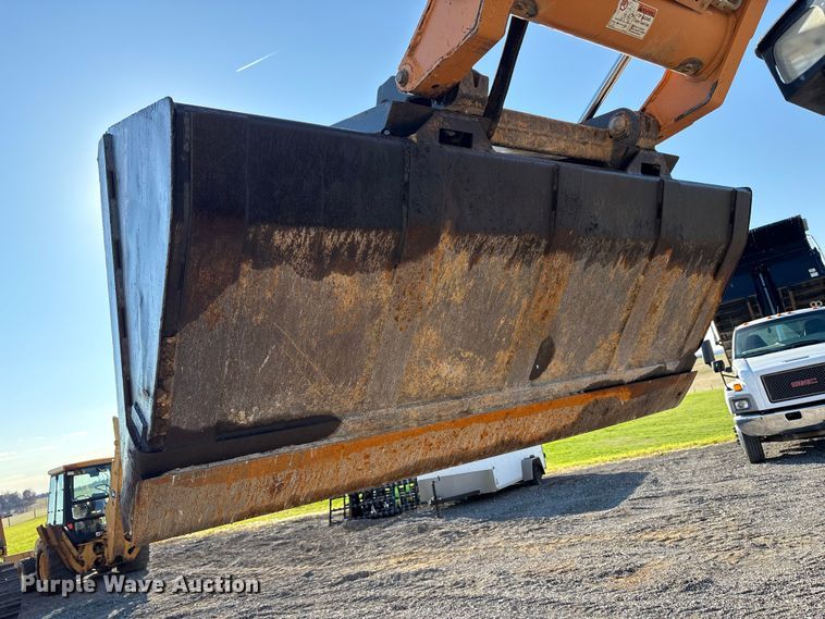 image for item EM6192 2014 Case TV380 tracked skid steer loader