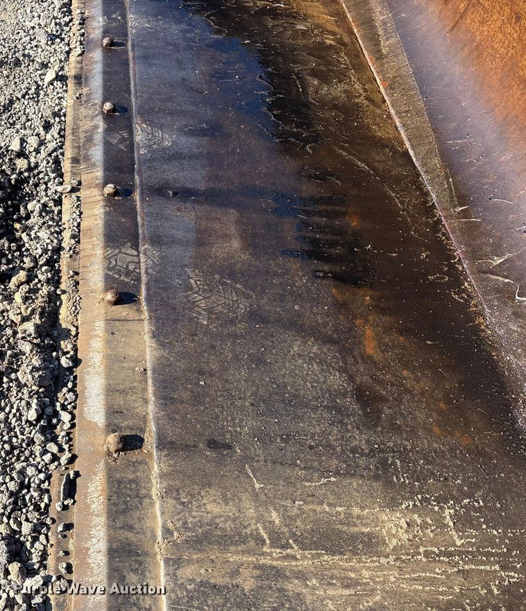 image for item EM6192 2014 Case TV380 tracked skid steer loader