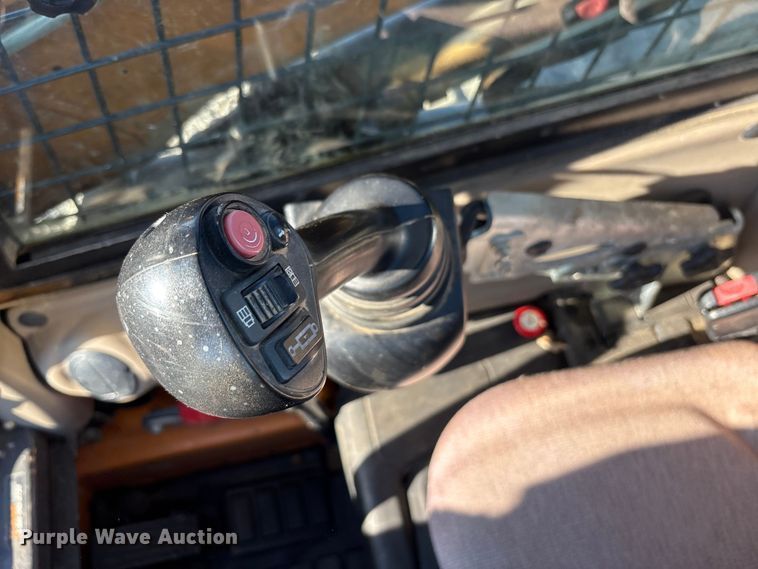 image for item EM6192 2014 Case TV380 tracked skid steer loader