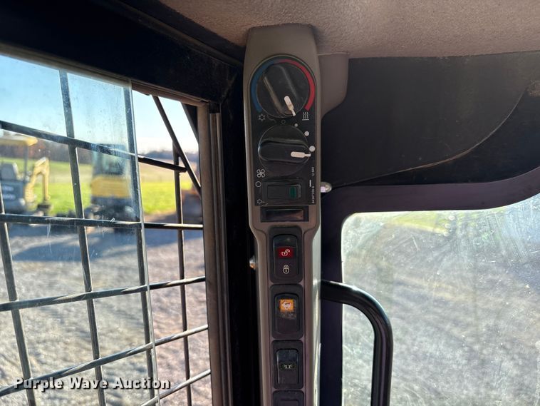 image for item EM6192 2014 Case TV380 tracked skid steer loader