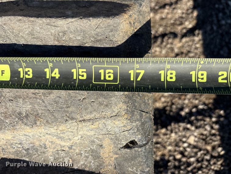 image for item EM6192 2014 Case TV380 tracked skid steer loader