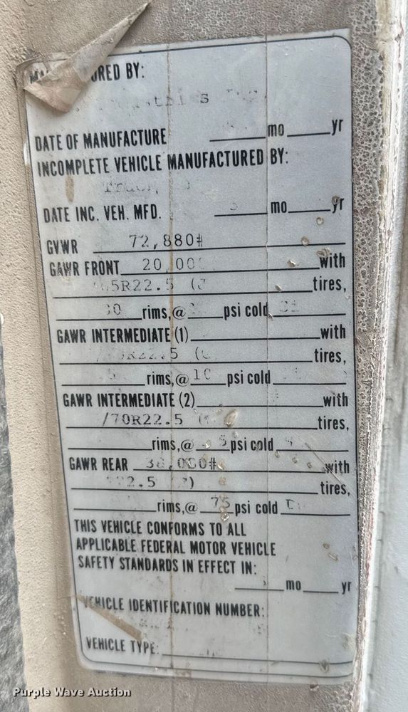 image for item EM8405 1991 International F2574 water truck