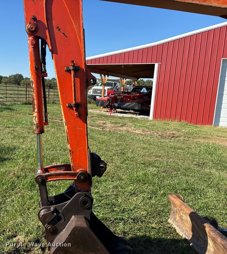 image for item EN5706 2006 Kubota U45 mini excavator