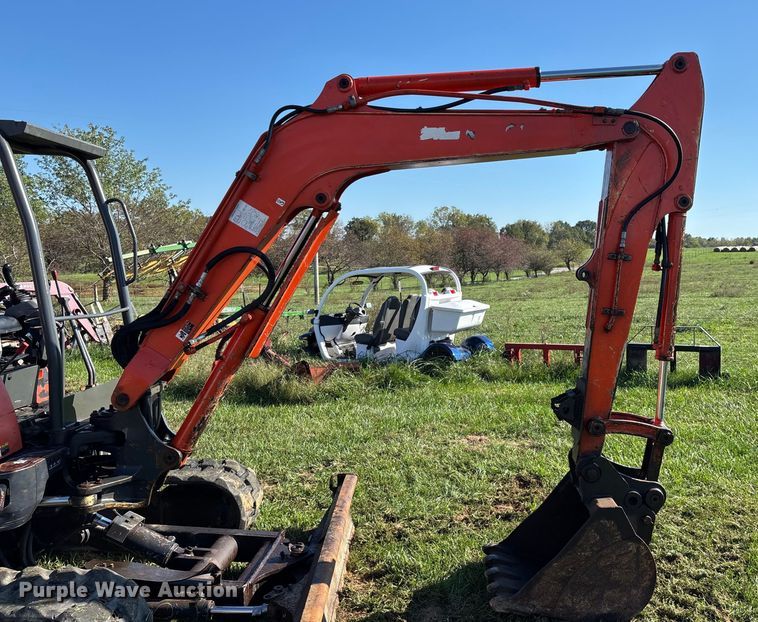 image for item EN5706 2006 Kubota U45 mini excavator