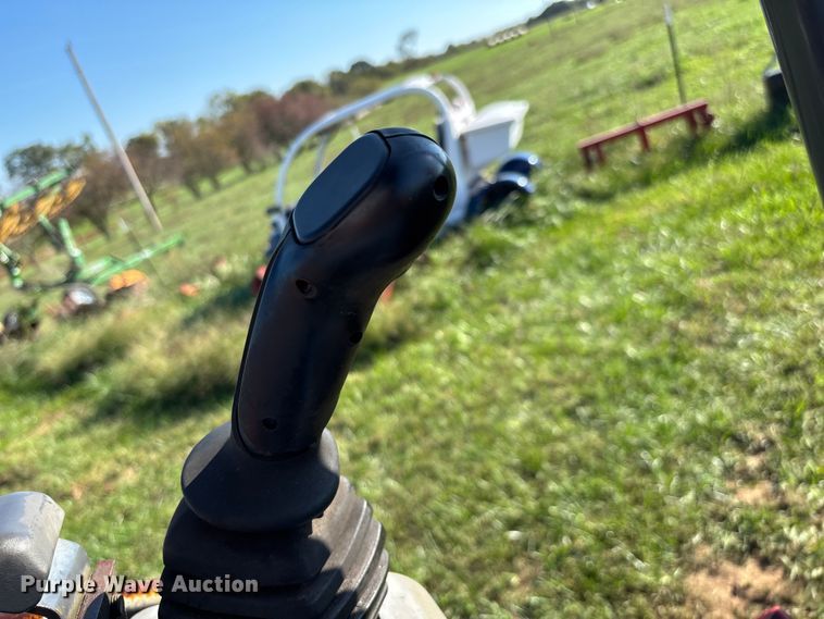 image for item EN5706 2006 Kubota U45 mini excavator