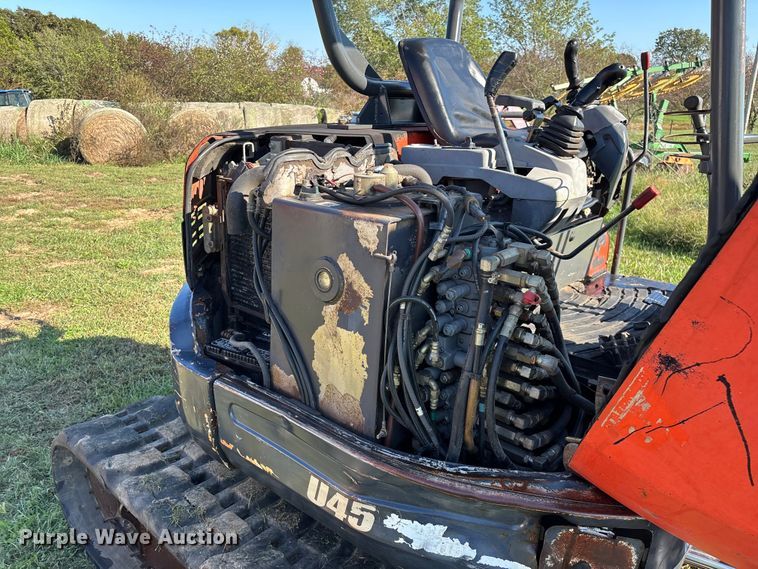 image for item EN5706 2006 Kubota U45 mini excavator