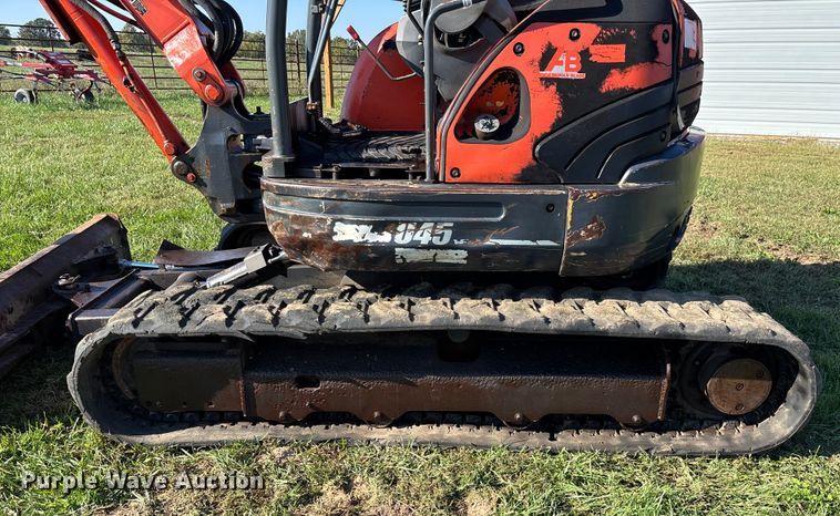 image for item EN5706 2006 Kubota U45 mini excavator