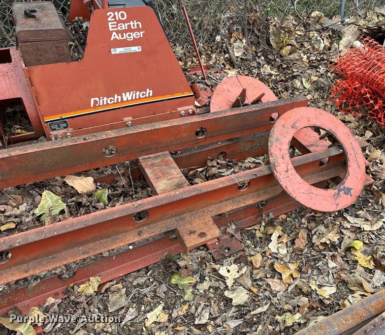 image for item EN5767 Ditch Witch 210 Earth Auger horizontal boring unit