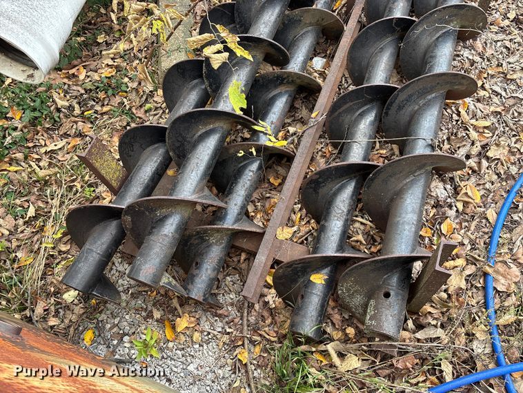 image for item EN5767 Ditch Witch 210 Earth Auger horizontal boring unit