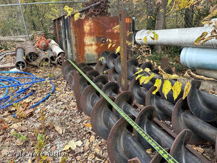 image for item EN5767 Ditch Witch 210 Earth Auger horizontal boring unit