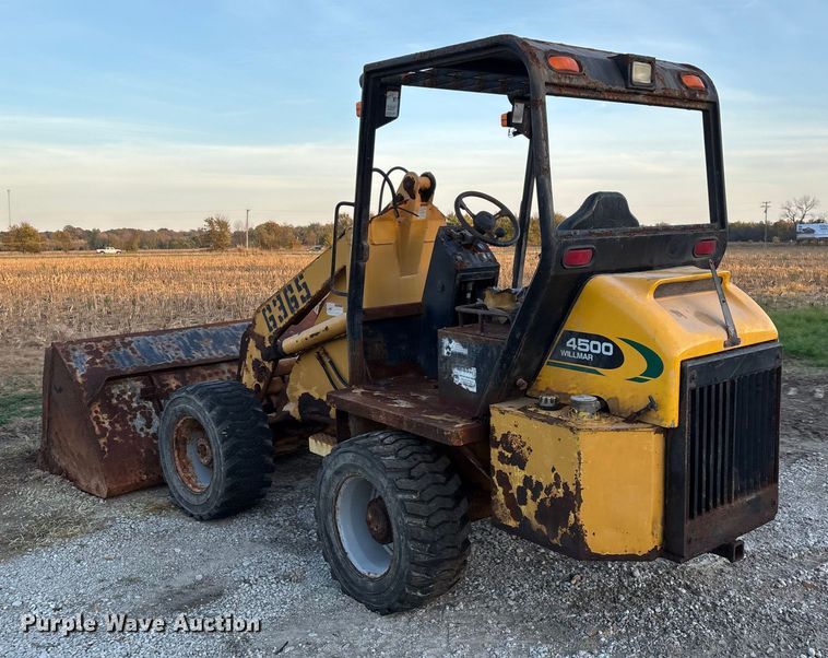 image for item EN5769 Willmar 4500 wheel loader