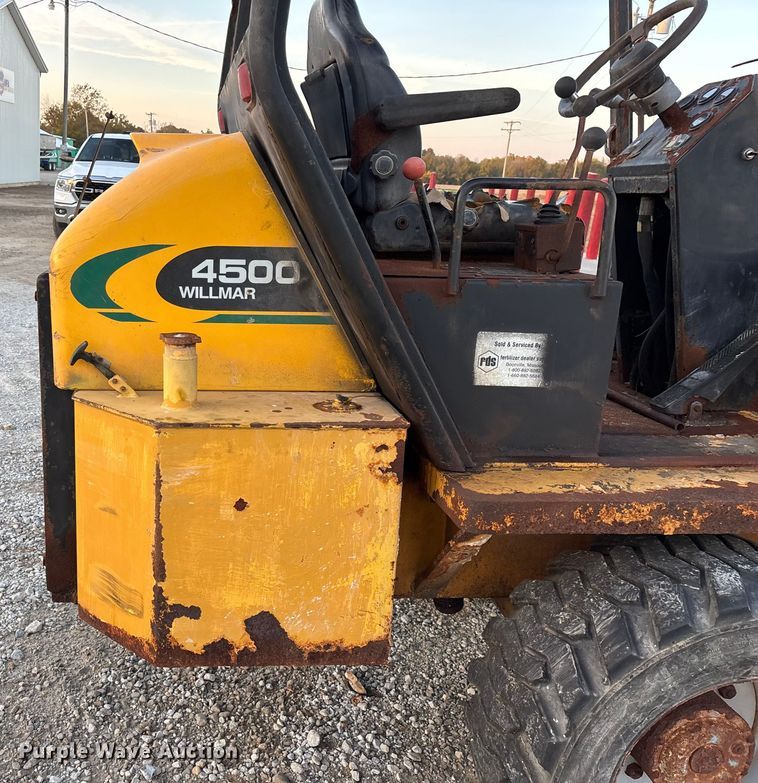 image for item EN5769 Willmar 4500 wheel loader