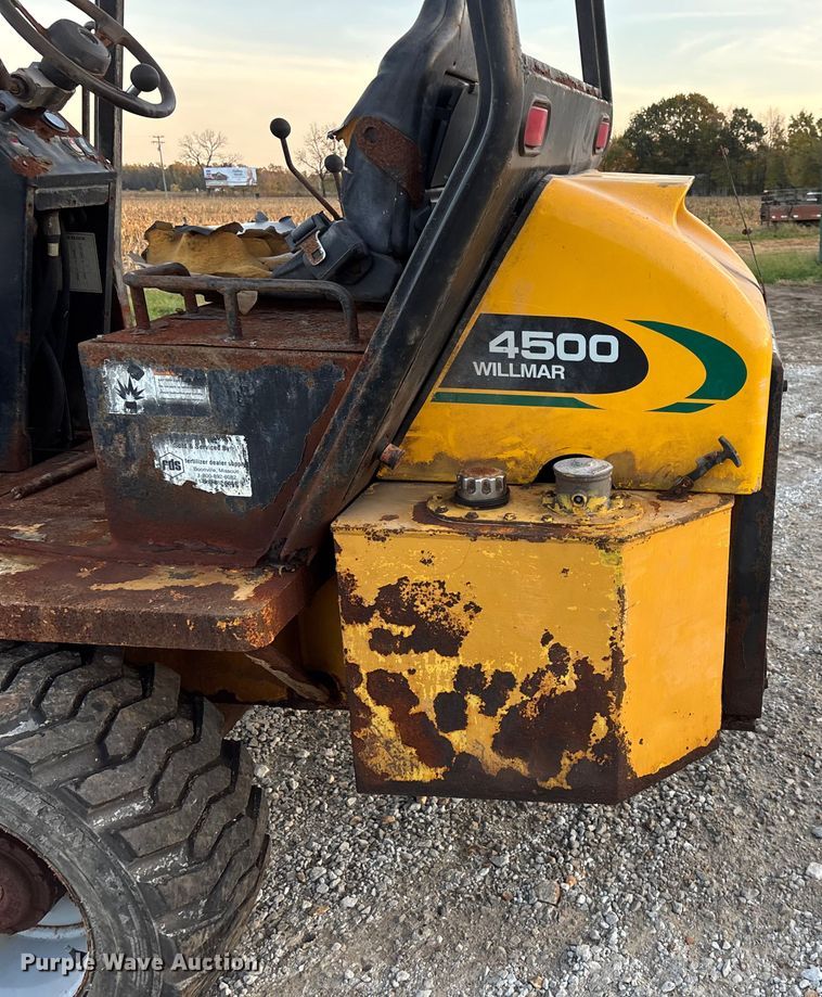 image for item EN5769 Willmar 4500 wheel loader