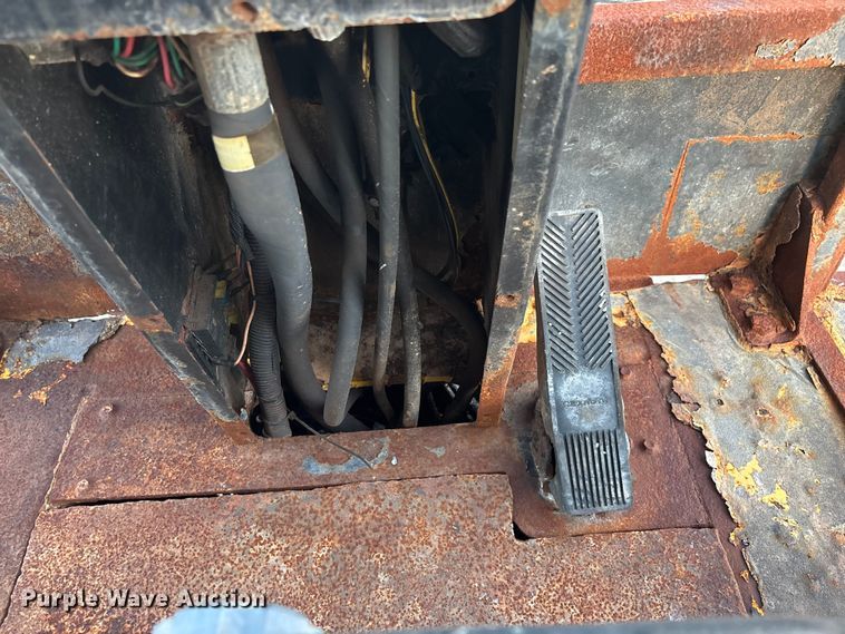 image for item EN5769 Willmar 4500 wheel loader