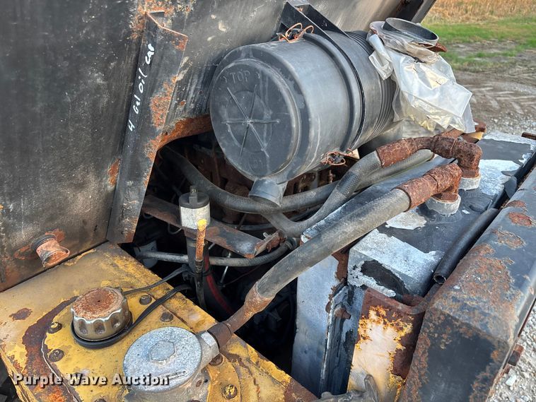 image for item EN5769 Willmar 4500 wheel loader