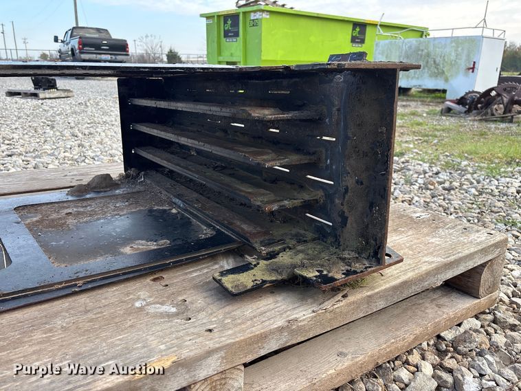 image for item EN5770 Vermeer rod rack